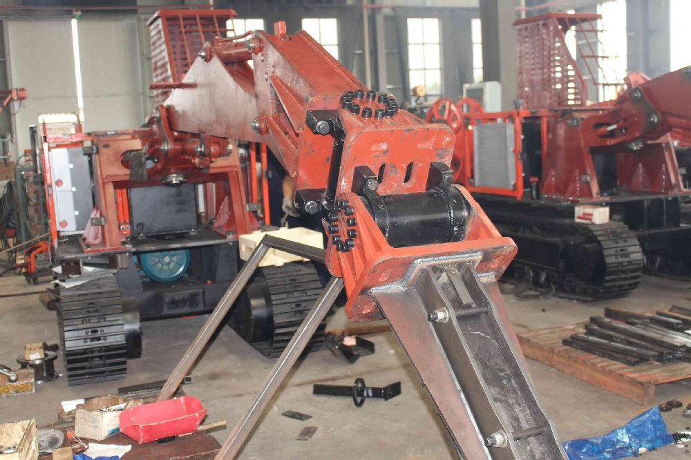 礦用扒渣機的材質和性能，居然如此有講究
