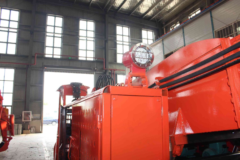 扒渣機行業標準解讀:規范引領,推動產品質量穩步提升