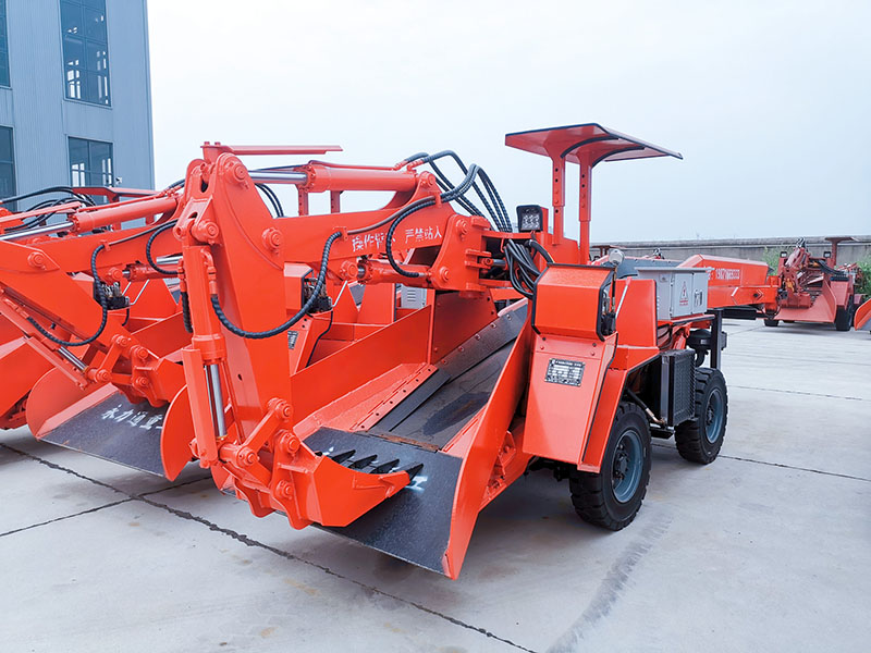 礦山小型扒渣機.jpg
